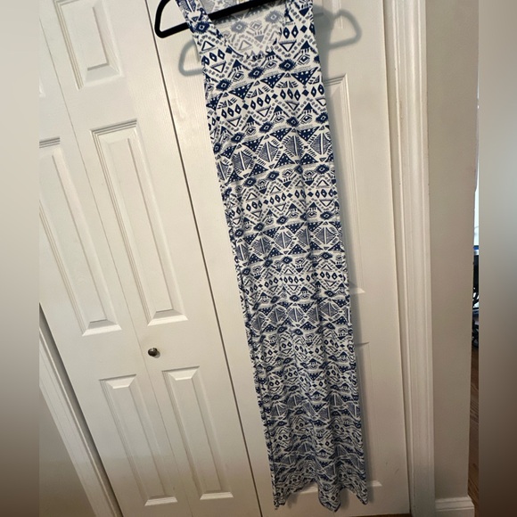 NWT.  Comfortable maxi dress. - Picture 5 of 8